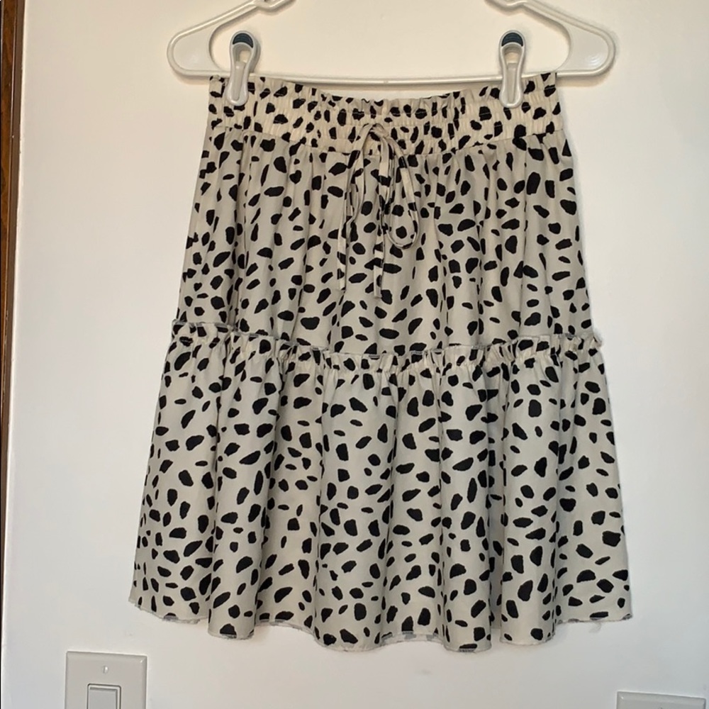 Boutique spotted skirt